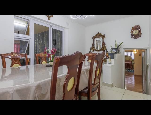 4 BEDROOM HOUSE FOR SALE IN WEST RIDING
